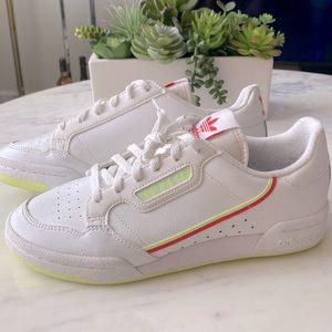 Snickers Adidas